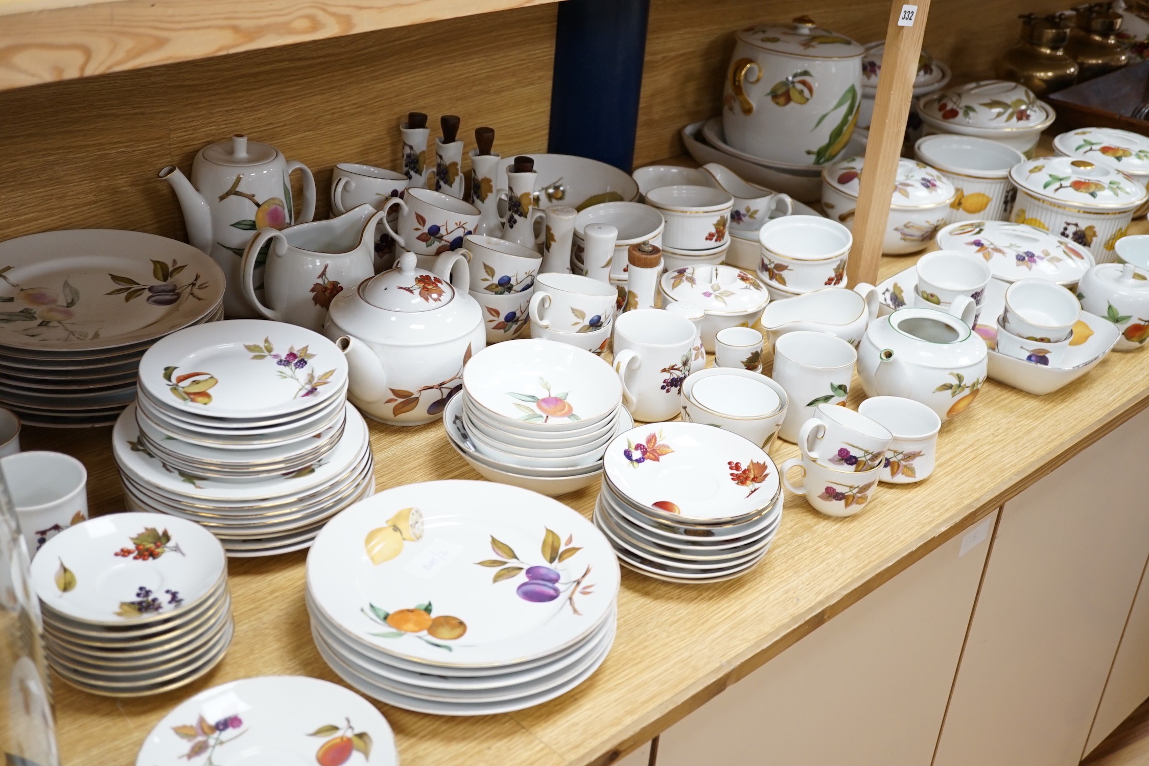 A quantity of Worcester Evesham dinner and tea wares, approx 120 pieces